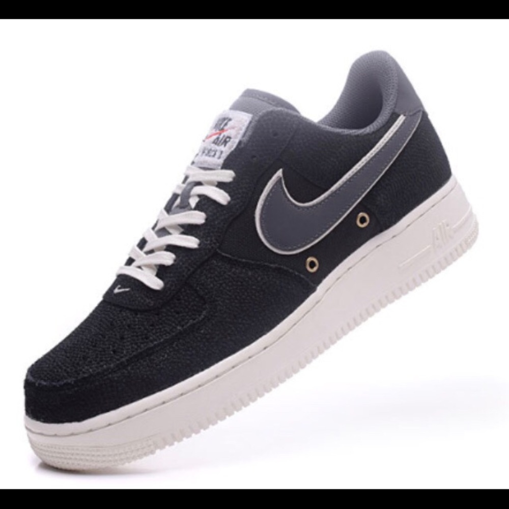 Nike Air Force 1 men’s shoe